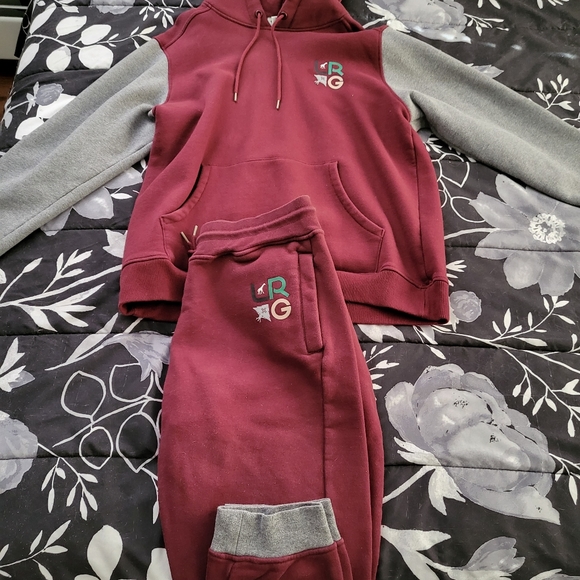 2020 LRG Red Sweat Suit - Picture 3 of 3
